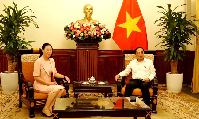 Lãnh đạo tỉnh Quảng Ngãi làm việc với Bộ Ngoại giao (1)