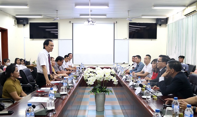 Trường Đại học Phạm Văn Đồng ký kết hợp tác với Công ty TNHH Esuhai