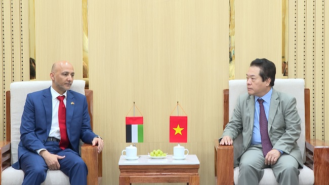 Phó Chủ tịch UBND tỉnh Võ Phiên tiếp và làm việc với Đại sứ các Tiểu Vương quốc Ả rập thống nhất