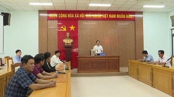 Chủ tịch UBND tỉnh Đặng Văn Minh tiếp công dân vùng dự án Khu II Đê bao