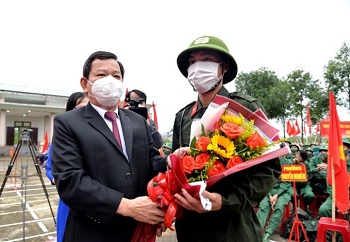 2.675 Quang Ngai young people join army
