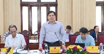 PPC's vice chairman, Tran Phuoc Hien, leaders of relevant departments received the delegation of the Ministry of Industry and Trade