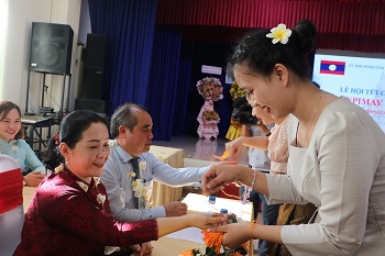 Quang Ngai Provincial People's Committee organized the 2024 Bunpimay Festival for Laotian students