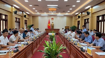 Deputy Minister of Transport Mr. Nguyen Danh Huy met with Quang Ngai leaders