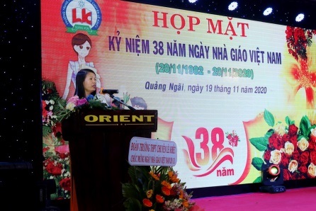Le Khiet Gifted High School celebrates the 38th anniversary of Vietnam Teachers' Day