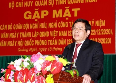 Get-together with retired military officers on the Vietnam People's Army Day