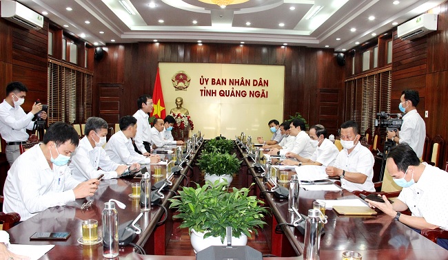 PPC’s vice chairman Mr Tran Phuoc Hien met with leaders of Quang Ngai Power Transmission Company II