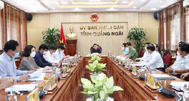 PPC's chairman gave directions on two projects to be invested in two districts of Son Tinh and Ly Son