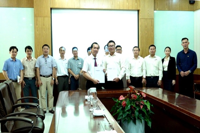 Đại học Phạm Văn Đồng ký kết hợp tác với Công ty Cổ phần Tập đoàn Trường Hải (THACO Chu Lai)