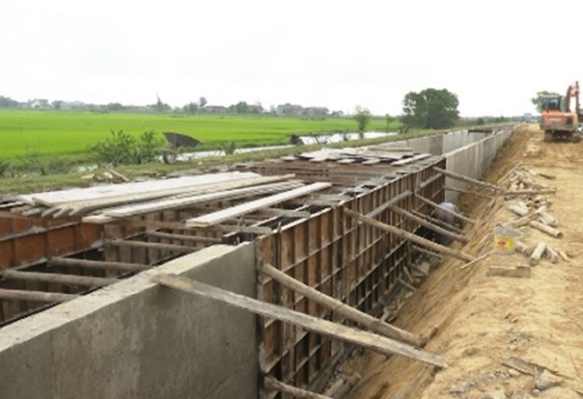 35 tỷ đồng đầu tư mở rông kênh tưới hồ chứa nước Tuyền Tung