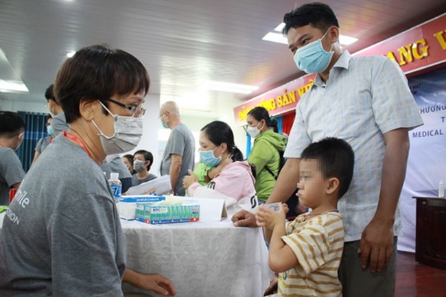 Free surgery for disabled children in Quang Ngai