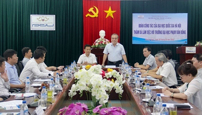 Hanoi National University works with Quang Ngai province and Pham Van Dong University