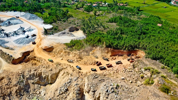 Strengthen the management of activities and protection of minerals