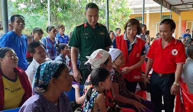 To implement the humanitarian medical program sponsored by Operation Smile Vietnam