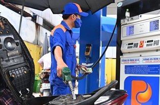 Giá xăng dầu tăng trở lại, riêng xăng E5 giảm 60 đồng/lít