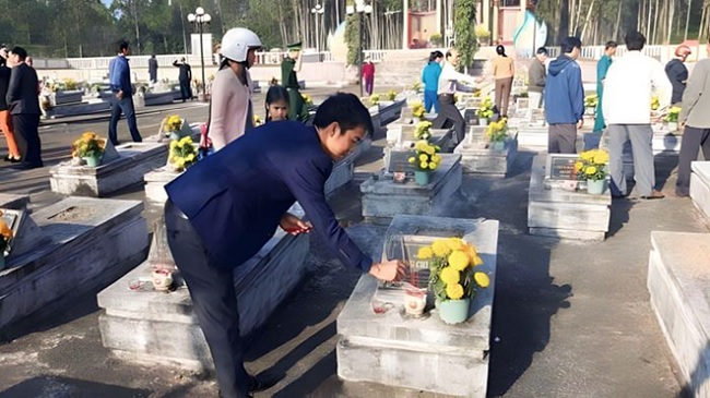 Quang Ngai to upgrade many martyr cemeteries
