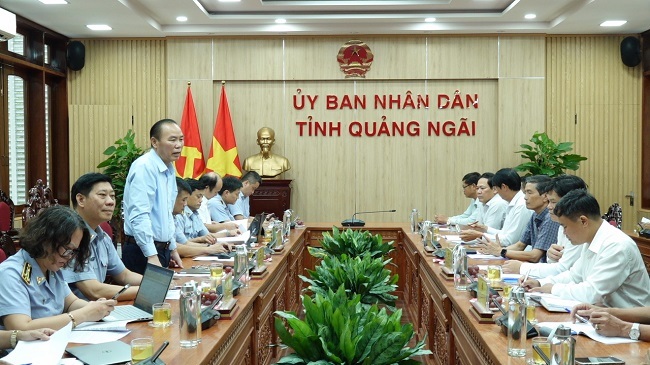 Deputy Minister of Agriculture and Rural Development worked with Quang Ngai province on combating IUU fishing