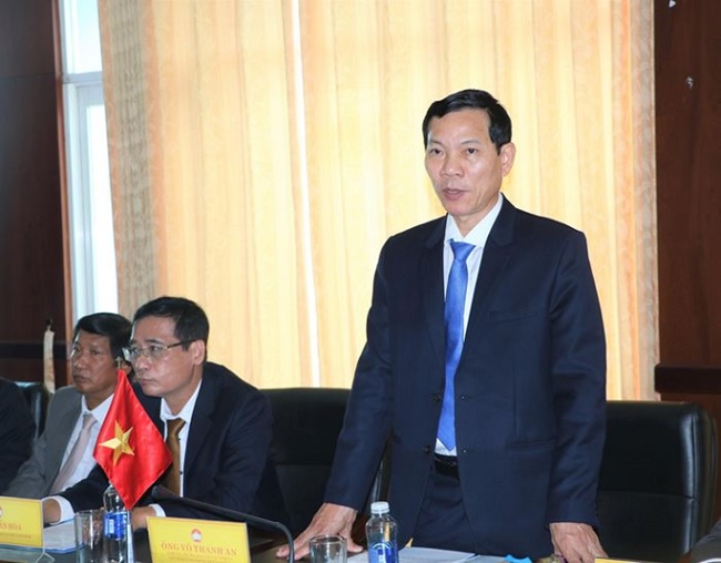 Quang Ngai and Attapeu provinces exchange experiences in Front work