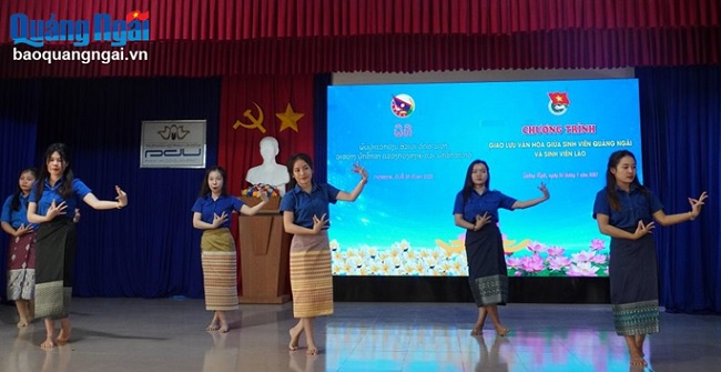 Cultural exchange program of Quang Ngai and Lao students