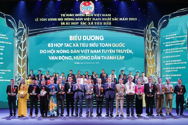 Quảng Ngãi: Một Hợp tác xã tiêu biểu được vinh danh trong Chương trình “Tự hào Nông dân Việt Nam” năm 2023