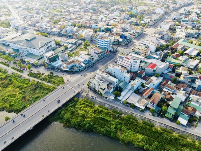 Quang Ngai economic development goals to 2030