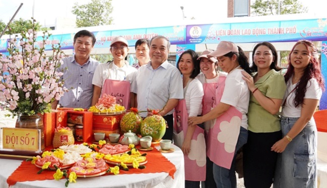 “Tết sum vầy - Xuân chia sẻ” program attracts 20 teams from 66 grassroots trade unions