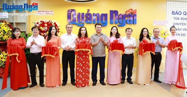 Quang Ngai Newspaper puts into operation the new studio