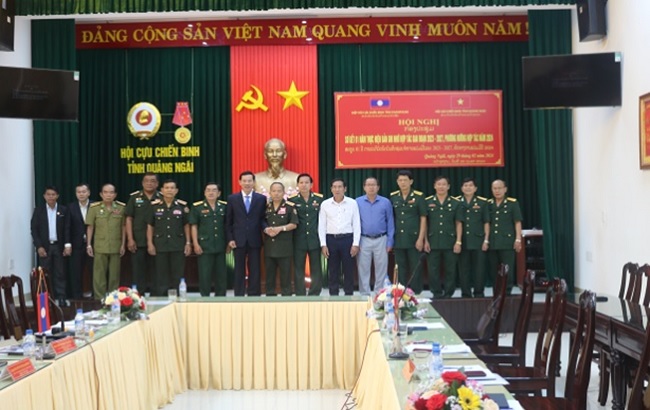 Conference to review the Cooperation Program between the War Veterans Association of Quang Ngai province and War Veterans Union of Champasak Province, Lao PDR