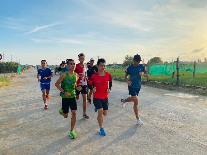 Athletes 'landing' Ly Son for the Tien Phong Marathon Championship 2020