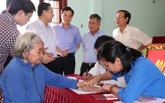 Quang Ngai: Timely support for people affected by Covid-19 epidemic