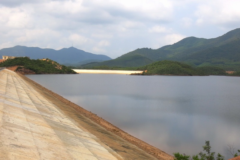 Reinforce reservoirs, ready to store water in rainy season 2020